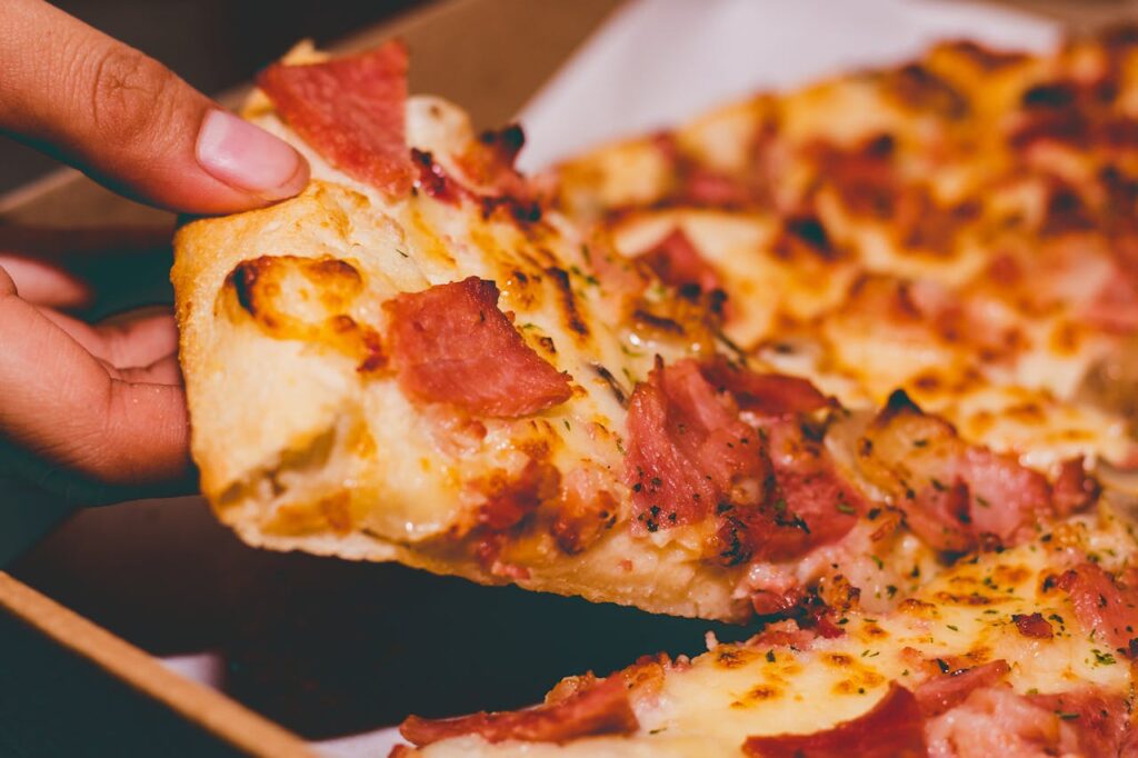 Pizza lecker Wer hat die Pizza erfunden – Der faszinierende Ursprung eines Weltklassikers